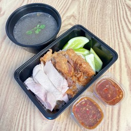 ข้าวมันไก่ต้ม + ไก่ทอด