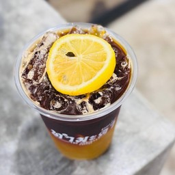 อเมริกาโน่-น้ำผึ้งเลม่อน