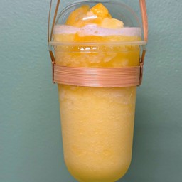 Pineapple smoothie