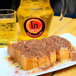 ขนมปังเนยไมโล