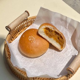 ขนมปัง ไส้สังขยาไข่