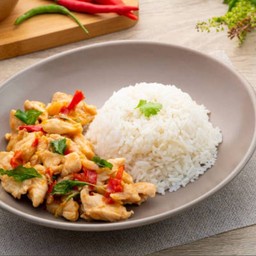 ข้าวผัดกระเพราไก่