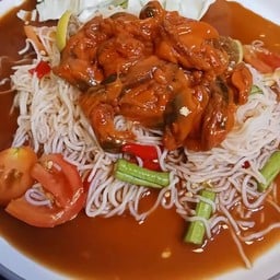 ตำขนมจีนหอยดอง