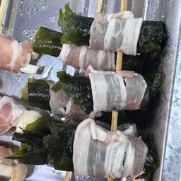 สาหร่ายวากาเมะพันสามชั้น