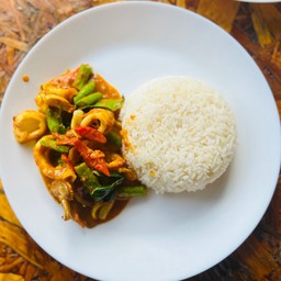 ข้าวพริกแกงไก่