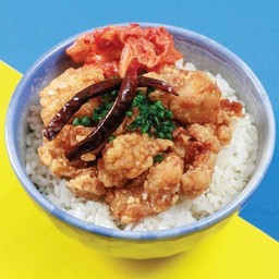 ข้าวไก่ทอดซอสน้ำปลา