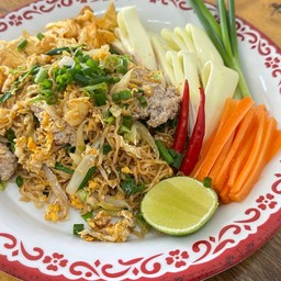 มาม่าต้มยำผัดหมูสับ