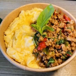 ข้าวไข่ข้น ยำ ตำแซ่บ พิซซ่า