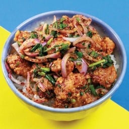 ยำไก่แซ่บ