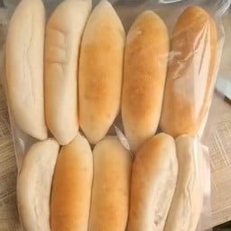 ขนมปังญวนไม่มีไส้(ขนมปังเปล่า)10 ชิ้น