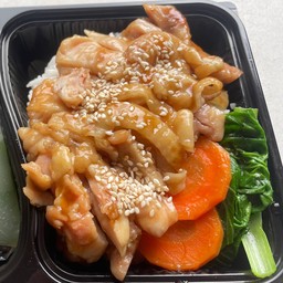 ข้าวหน้าไก่ทาริยากิ