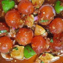 ยำแซ่บไข่แดงเค็ม