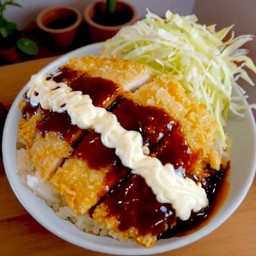 ข้าวหน้าหมูทอดทงคัดสึ