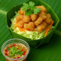 ใข่หมึกทอด น้ำจิ้มแซ่บซี๊ด