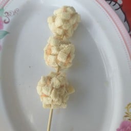 ขุนเขา ลูกชิ้นทอด ท่าจีน