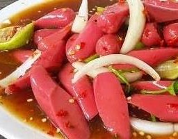 ยำฮอทดอทแดง