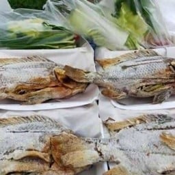 ไก่ปลาอบโอ่ง หน้าทางเข้าบิ๊กซี1