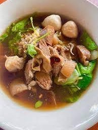 ก๋วยเตี๋ยวหมูตุ๋น
