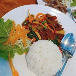 ก๊ะนีอาหารตามสั่ง ฮาลาล