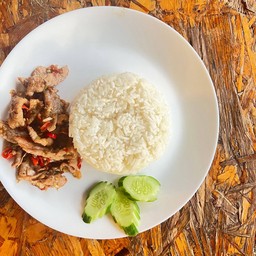 ข้าวหมูกระเทียม
