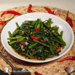 ผัดผักบุ้ง