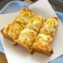 ปังข้าวโพดชีส