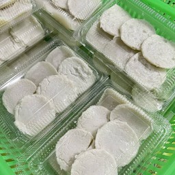 ขนมถ้วยแบบกล่อง