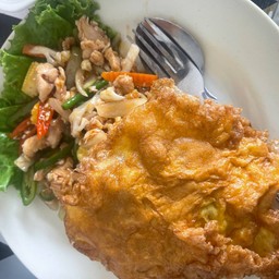 ข้าวผัดพริก