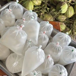 ร้านโก๋หยุดบ่อย