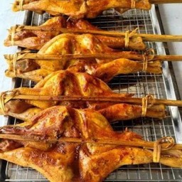 ไก่ย่างเขาสวนกวาง 1 ตัว+น้ำจิ้มแจ่วมะขามรศเด็ด