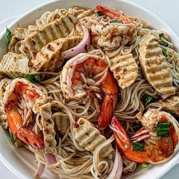 ยำขนมจีน ทะเล