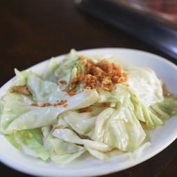 กะหล่ำปลีผัดน้ำปลา