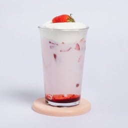 Fresh Strawberry Milk