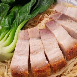 บะหมี่ฮ่องกงหมูกรอบ