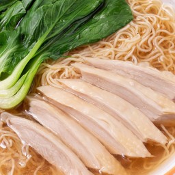 บะหมี่ฮ่องกงไก่สามสายพันธุ์