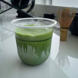 Matcha overnight oats