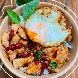 ข้าวกระเพราหมูชิ้น