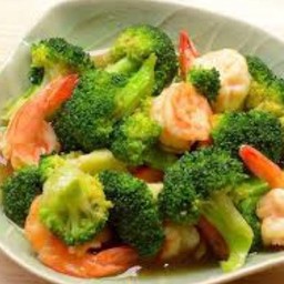 ผัดบล็อคโคลี่กุ้ง.
