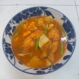 แกงส้มผักรวมกุ้ง