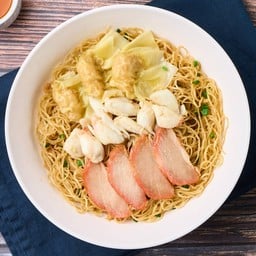 บะหมี่เกี๊ยว ปู หมูแดง