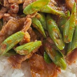 ผัดพริกแกงหมูชิ้น+ข้าว