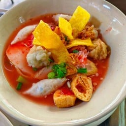 ก๋วยเตี๋ยวเย็นตาโฟ+ต้มยำ ทรงเครื่องหมู
