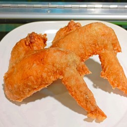 ปีกไก่ทอดเกลือ 1 ชิ้น