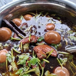 ไก่พะโล้