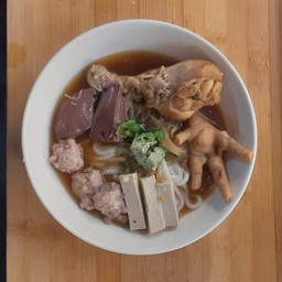 ต้มเส้นผสมโจ๊ก