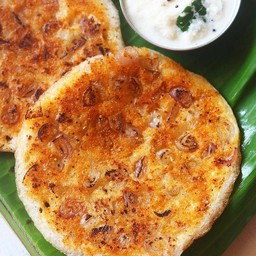 ONION UTTAPAM