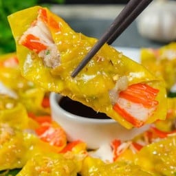 เกี๊ยวหมูเด้งปูอัด 5 ชิ้น