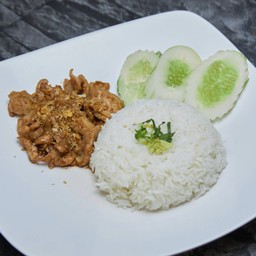 ข้าวกระเทียม