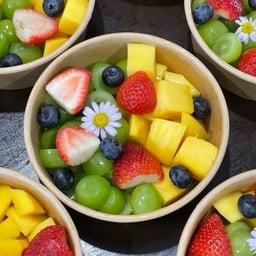 องุ่น, มะม่วง,สตอเบอรี่,บลูเบอร์รี่