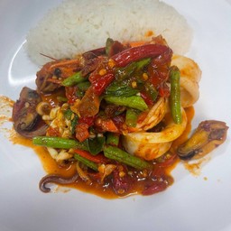 ข้าวพริกแกงทะเล